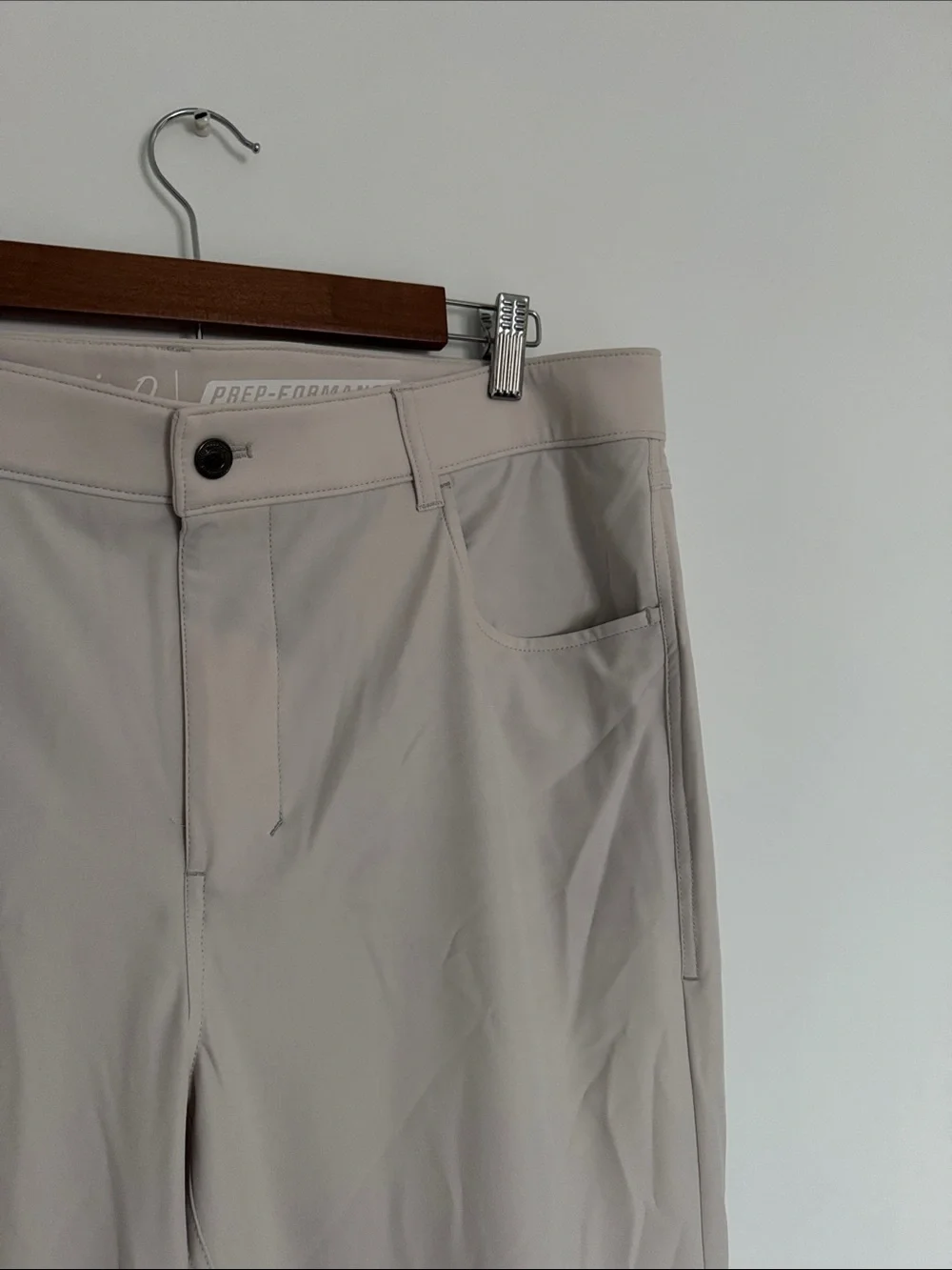 johnnie-O Prep-formance Men's Lightweight Beige Stretch Pants